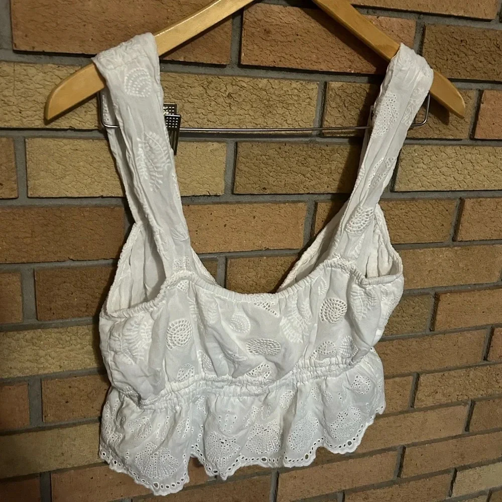 Anthropologie Maeve Seashell Shell Peplum Eyelet Tank Top White Size Small - Picture 7 of 7